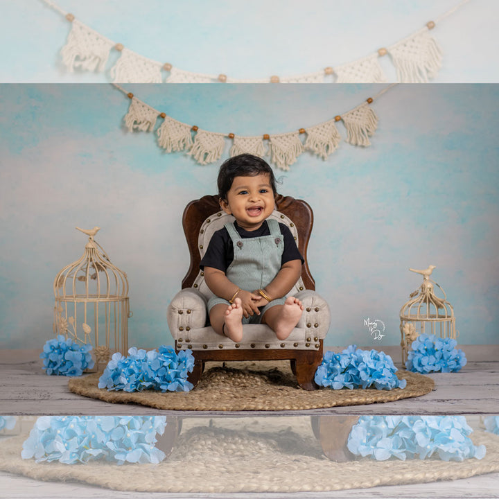 King Sofa : Baby Props