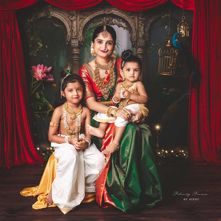 Brindavan : Maternity Backdrops