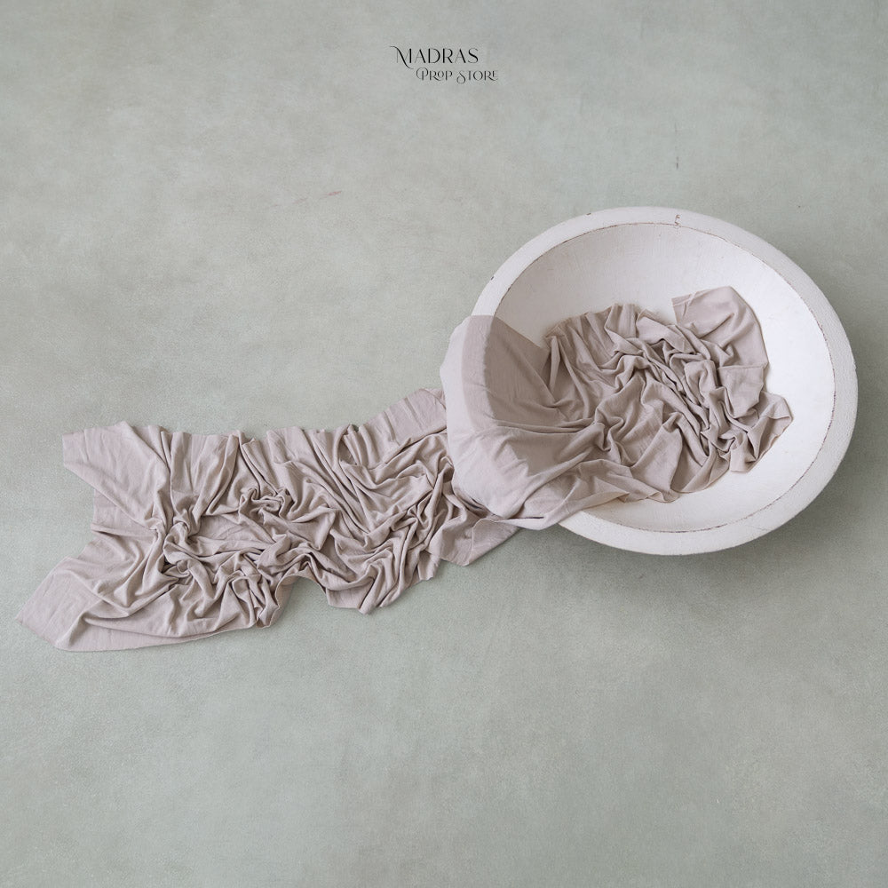 Budget Newborn Wrap (Antique White) : Baby Props