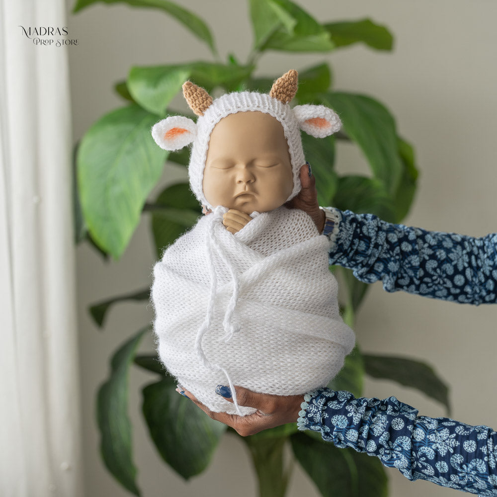 Cow Wrap & Cap Set : Baby Props