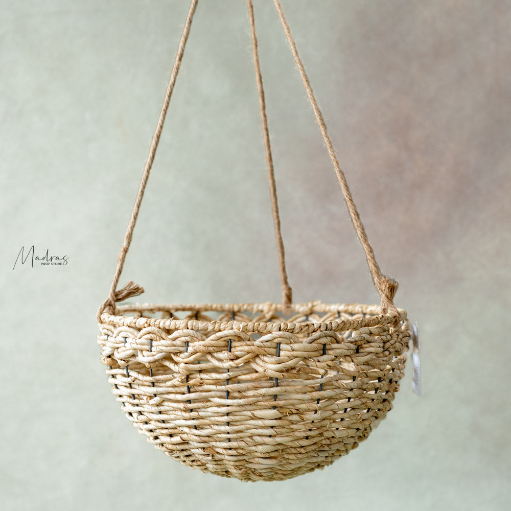 Hanging Newborn Basket - Baby Props