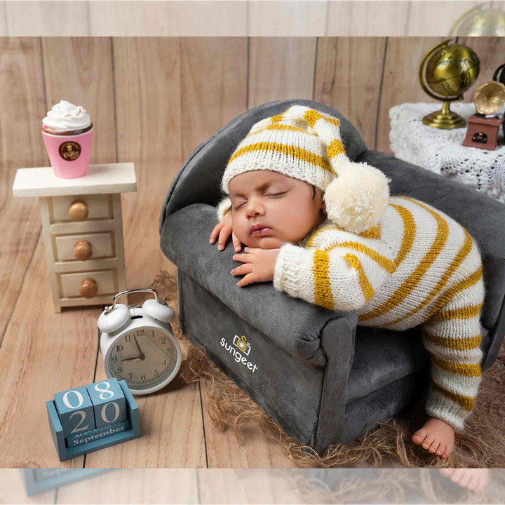 Accent Sofa : Baby Props