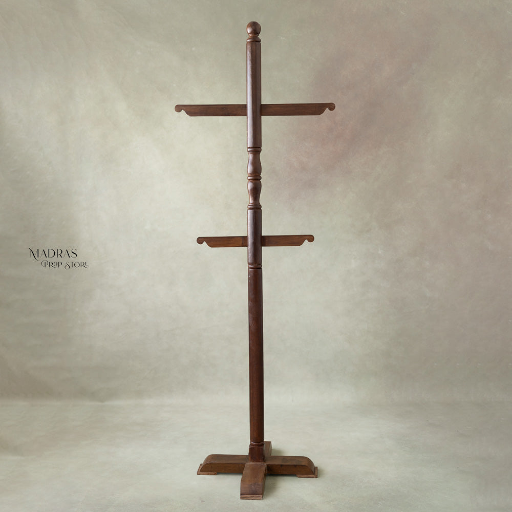 Saree Shoot Stand : Product Props