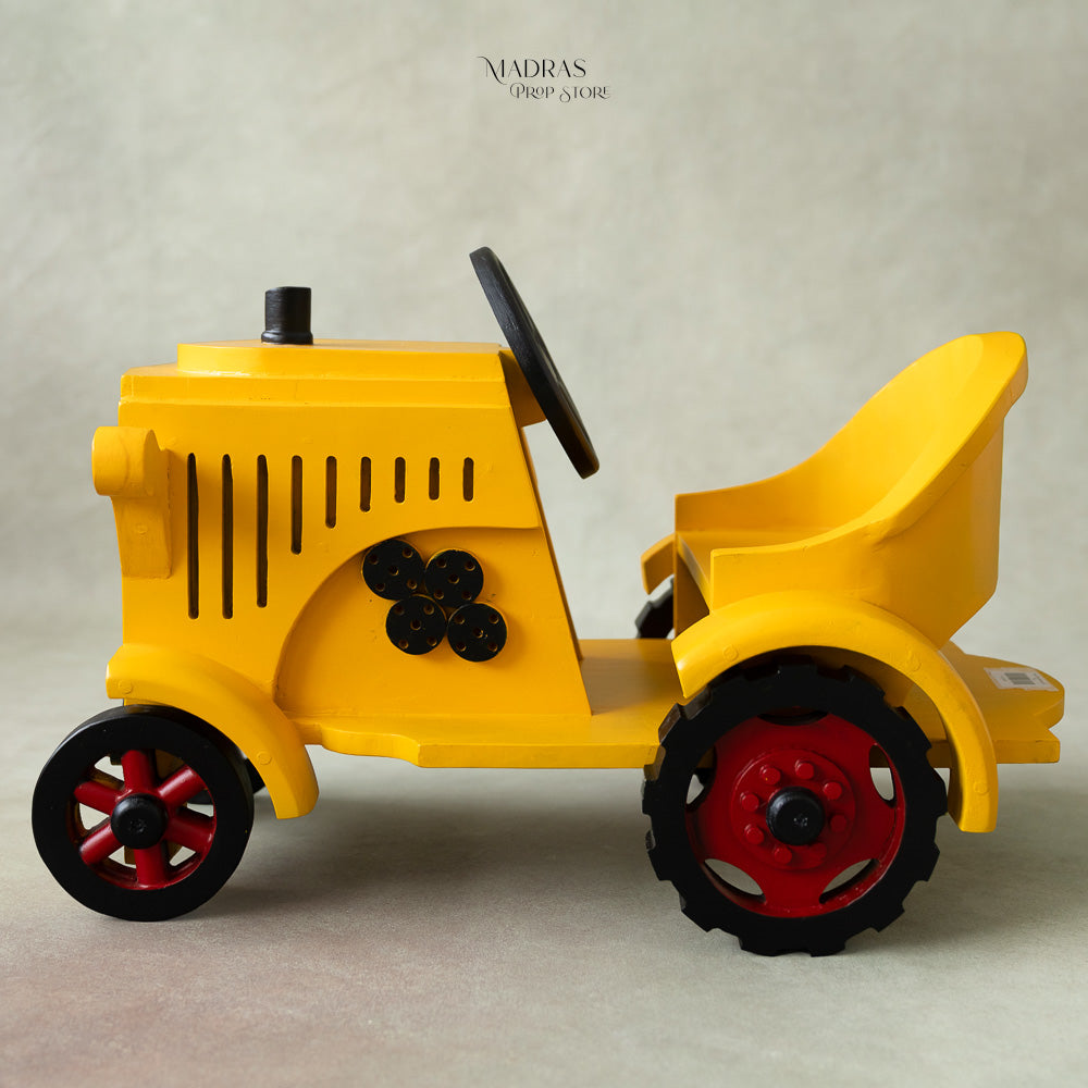 Tractor Prop (Shipping Extra) : Baby Props