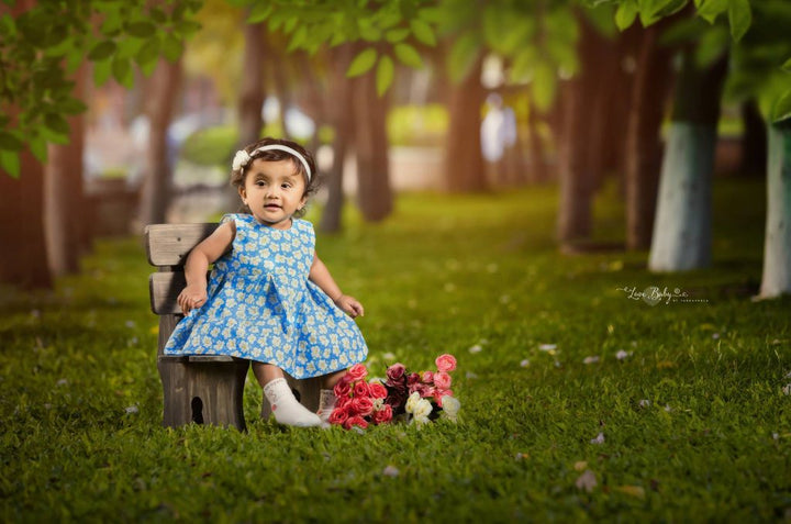 Garden Bench : Baby Props