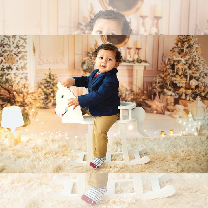 Tiny Horse Bench : Baby Props