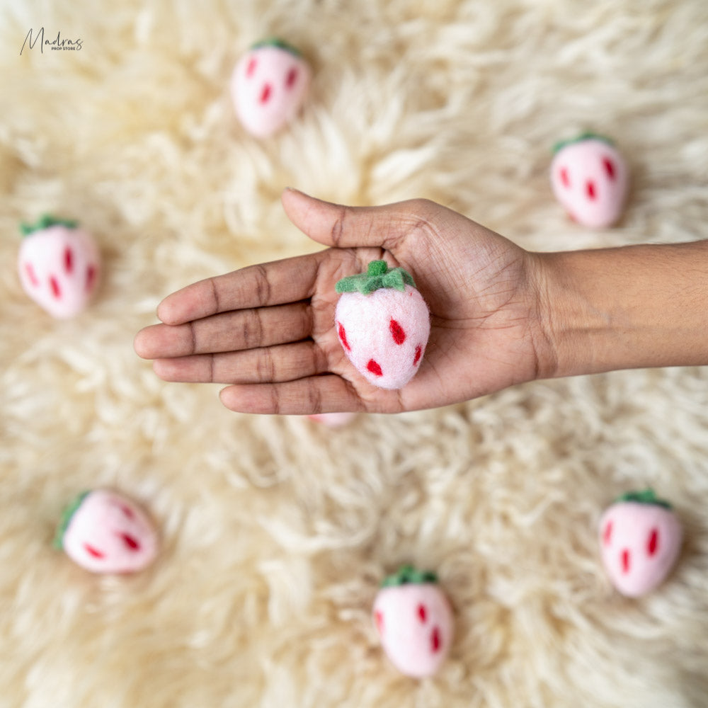 Strawberry : Baby Props