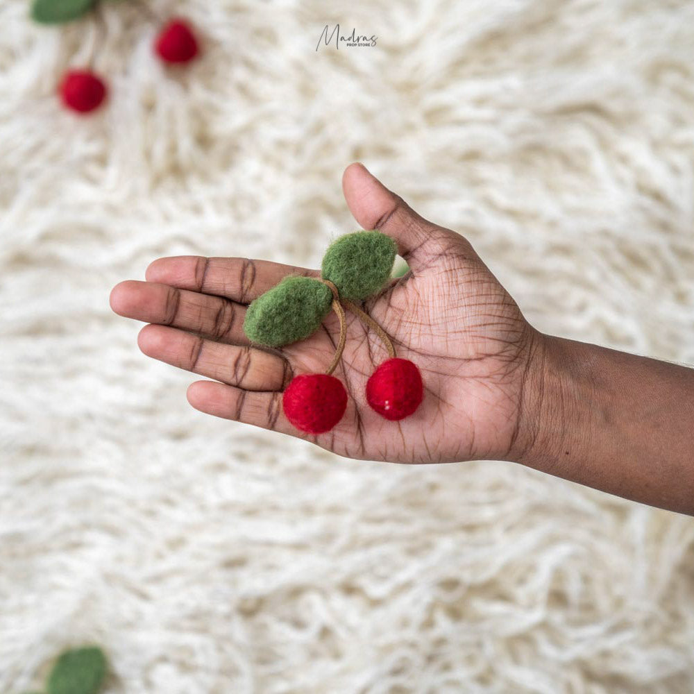 Cherry : Baby Props