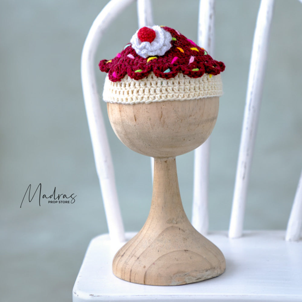 Crochet Cupcake Hat : Baby Props