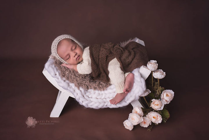 Half U Bench : Baby Props