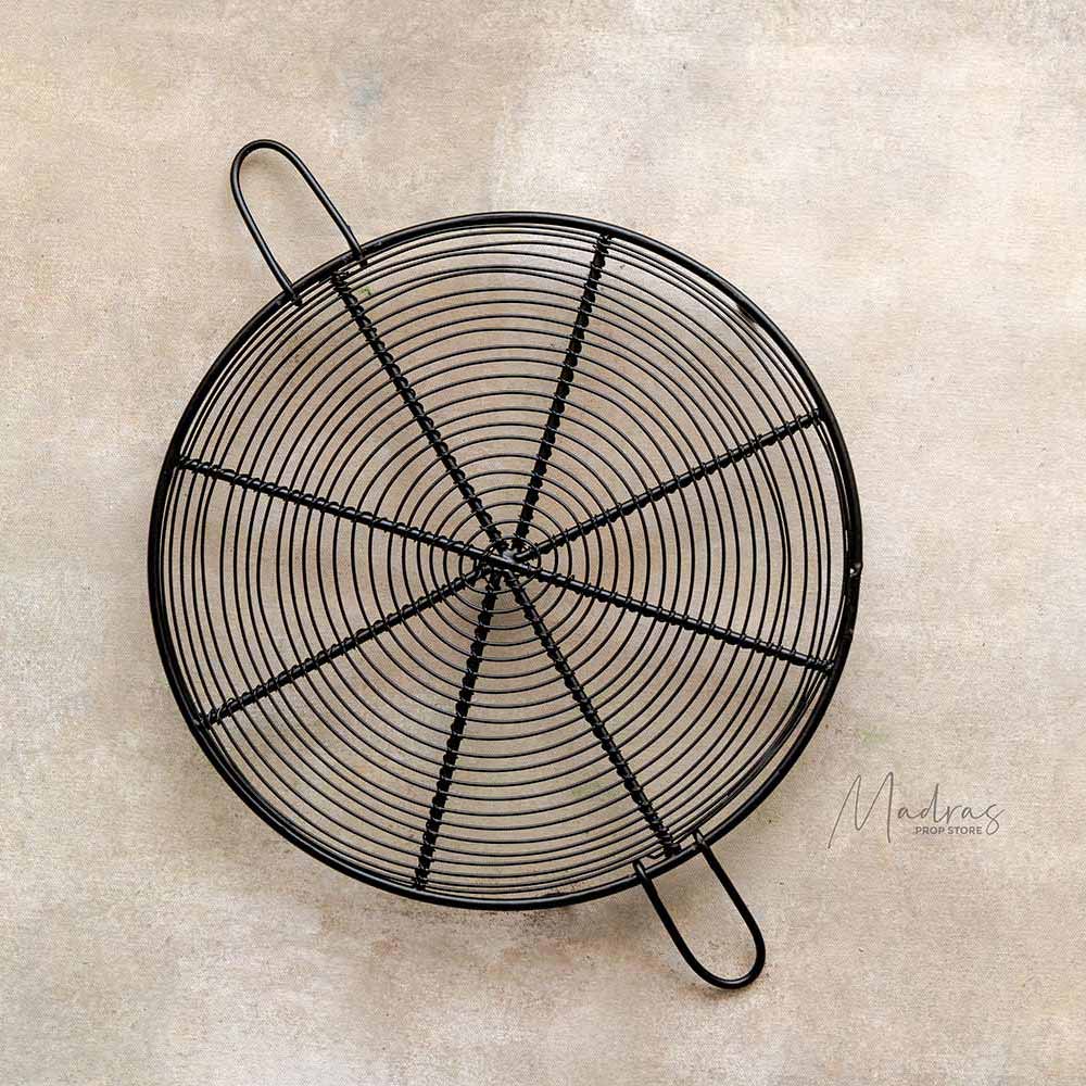 Round Wire Cooling Rack - Baby props