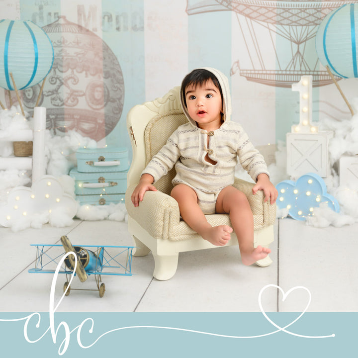 King Sofa : Baby Props