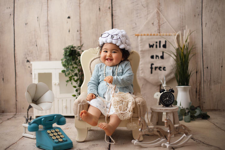 King Sofa : Baby Props