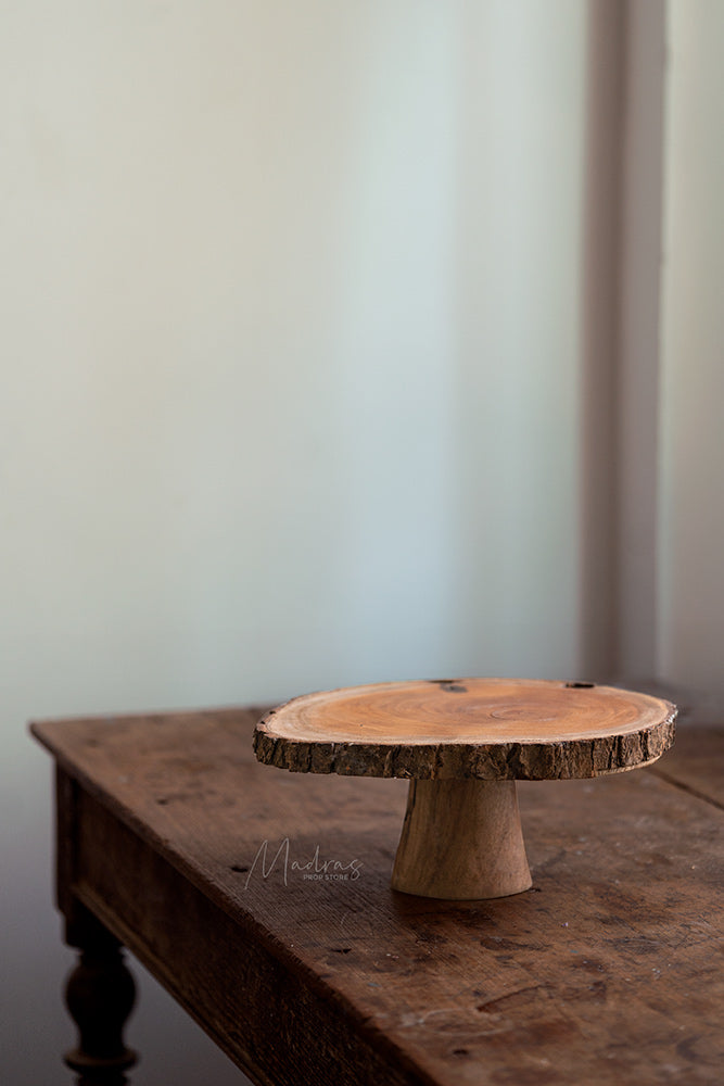 Cake Stands & Logs