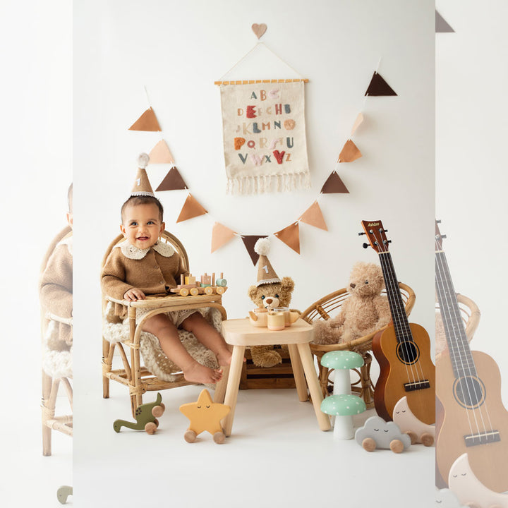 Newborn Bamboo High Chair : Baby Props
