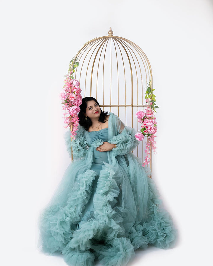 Maternity Cage : Maternity Props