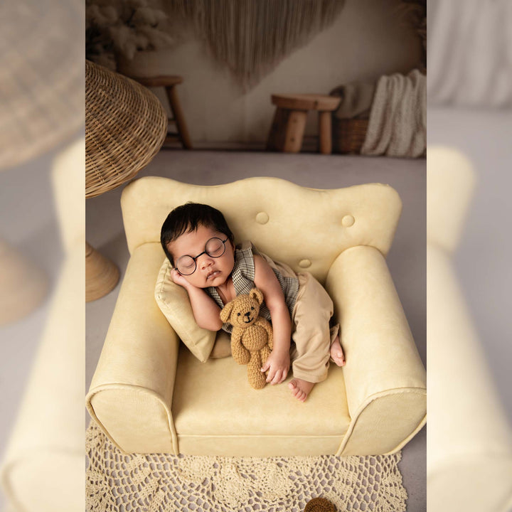 Chester Sofa : Baby Props