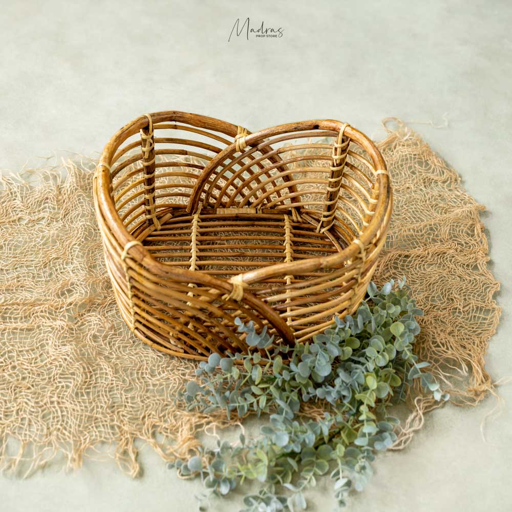 Infinity Basket : Baby Props