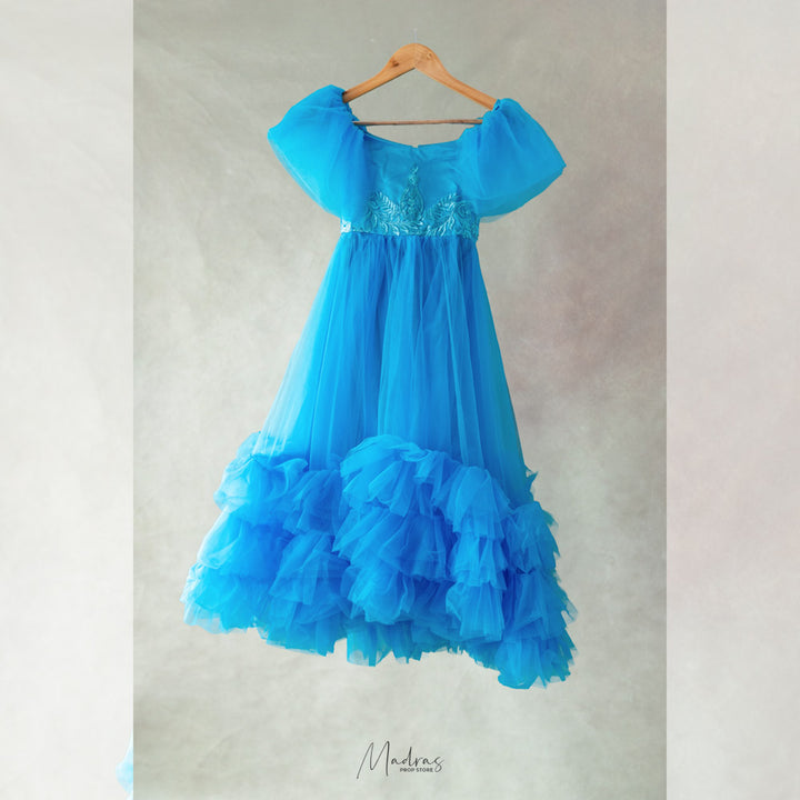 Aqua gown set for Mom and Daughter : Maternity Props