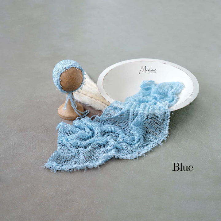 Hat and Wrap Set With Frilly Edges : Baby Props