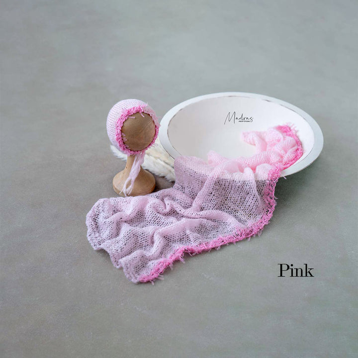 Hat and Wrap Set With Frilly Edges : Baby Props