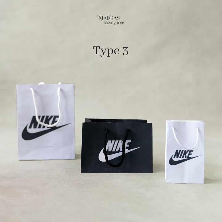 Shopping Bags Set of 3 (NIKE) : Baby Props