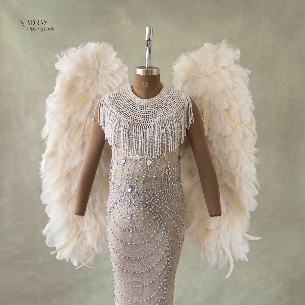 Royal Ostrich Feather Maternity Wings : Maternity Props