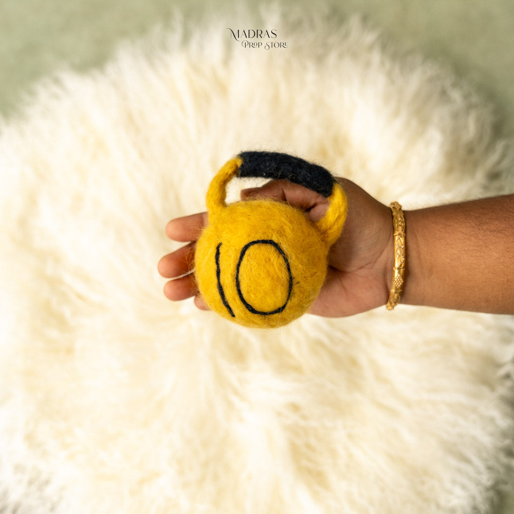 Kettle Bell For Newborn Posing : Baby Props