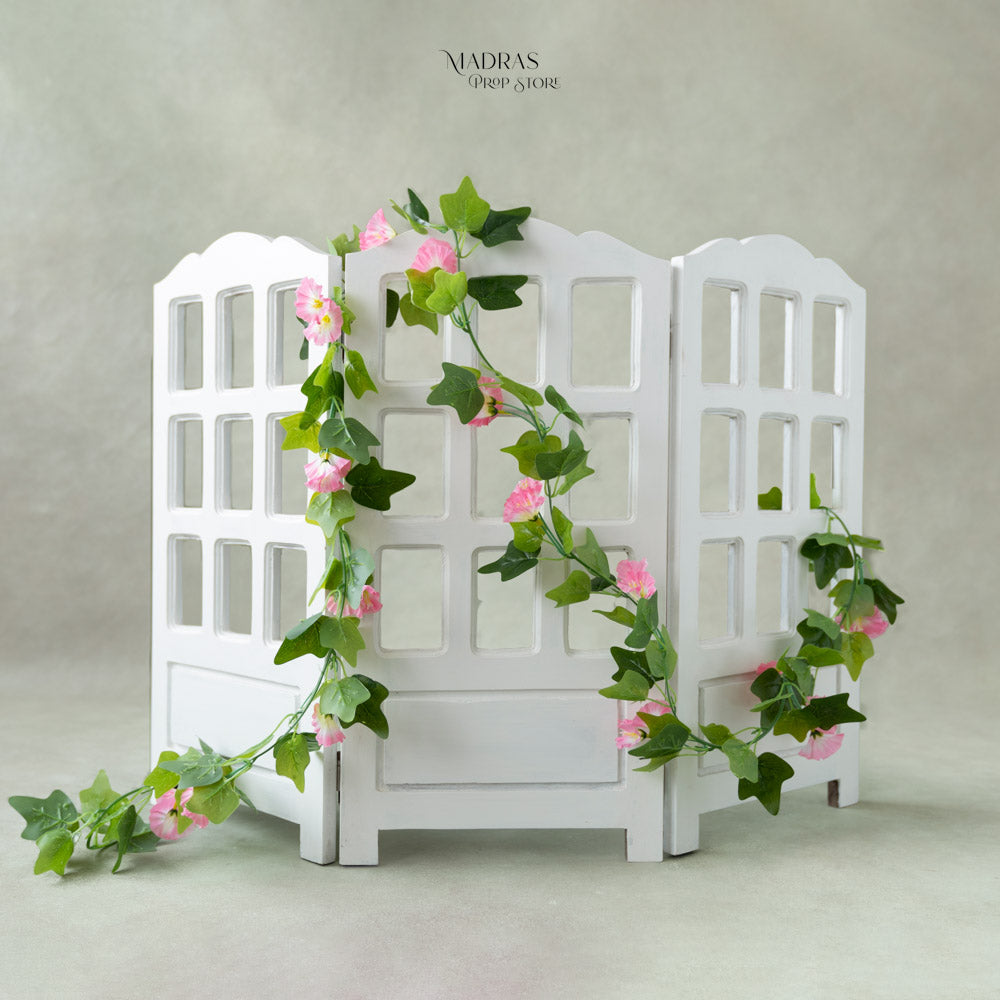 FLOWERY VINE : Baby Props