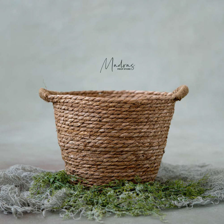 Newborn Jute Basket : Baby Props