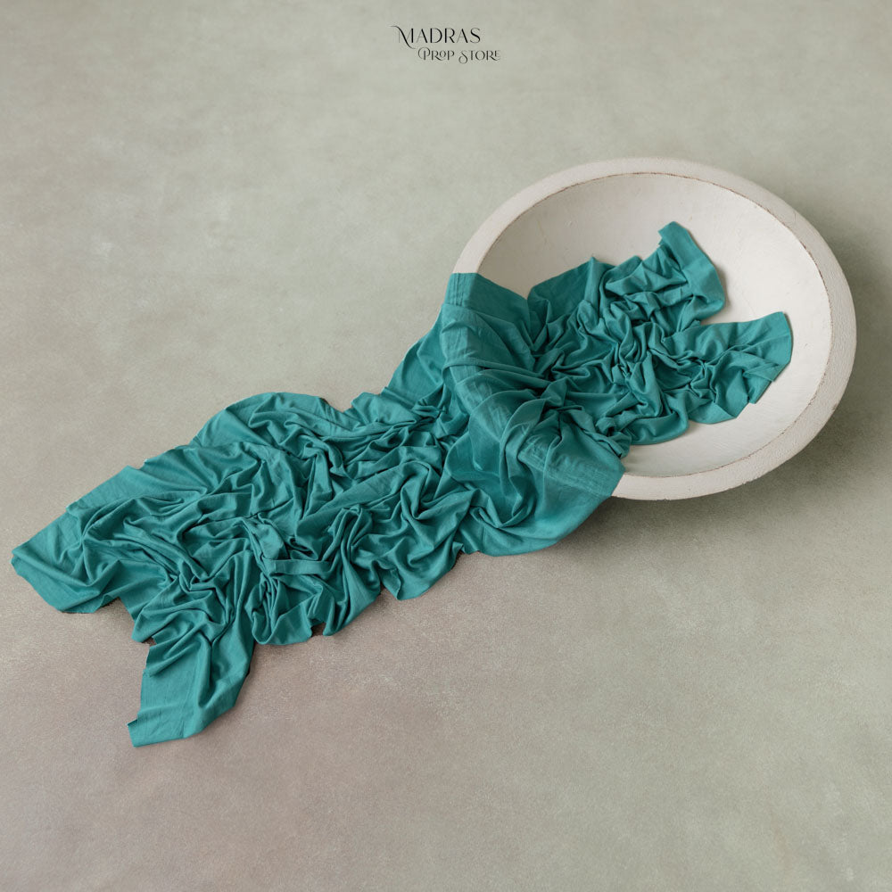 Budget Newborn Wrap ( Caribbean Green ) : Baby props