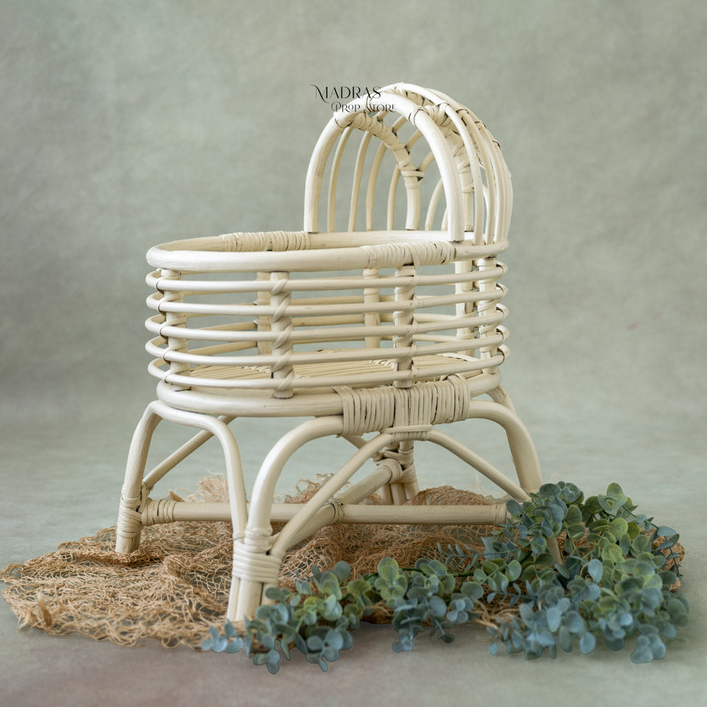 Rattan High Crib : Baby Props