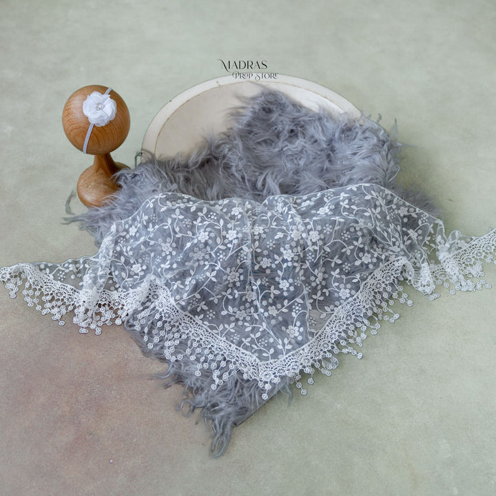 Tassle Wrap 135 cm Long + Headband + Fur Layer : Baby Props