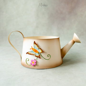 Artistic Themed Props – Madras Prop Store