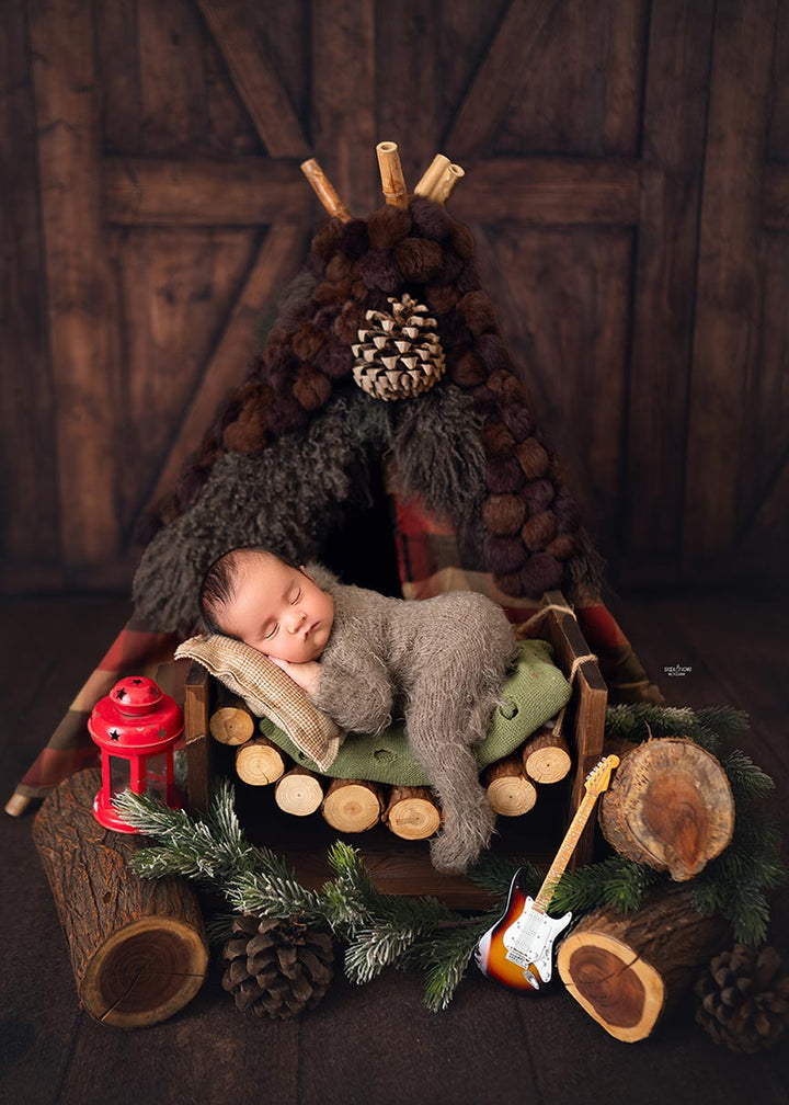 Newborn Log Hammock : Baby Props