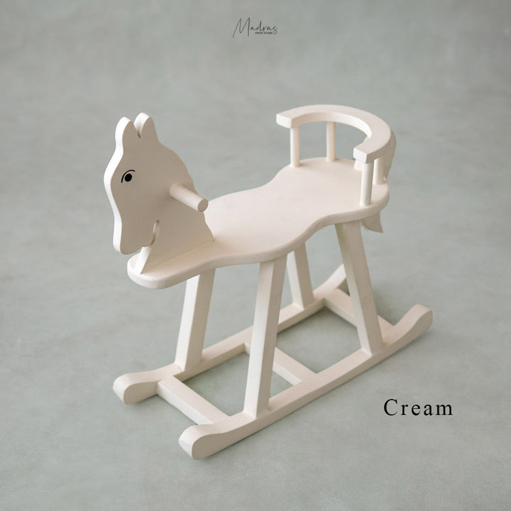 Tiny Horse Bench : Baby Props