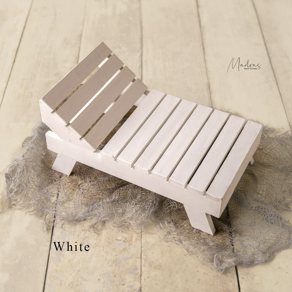 Beach Bench : Baby Props