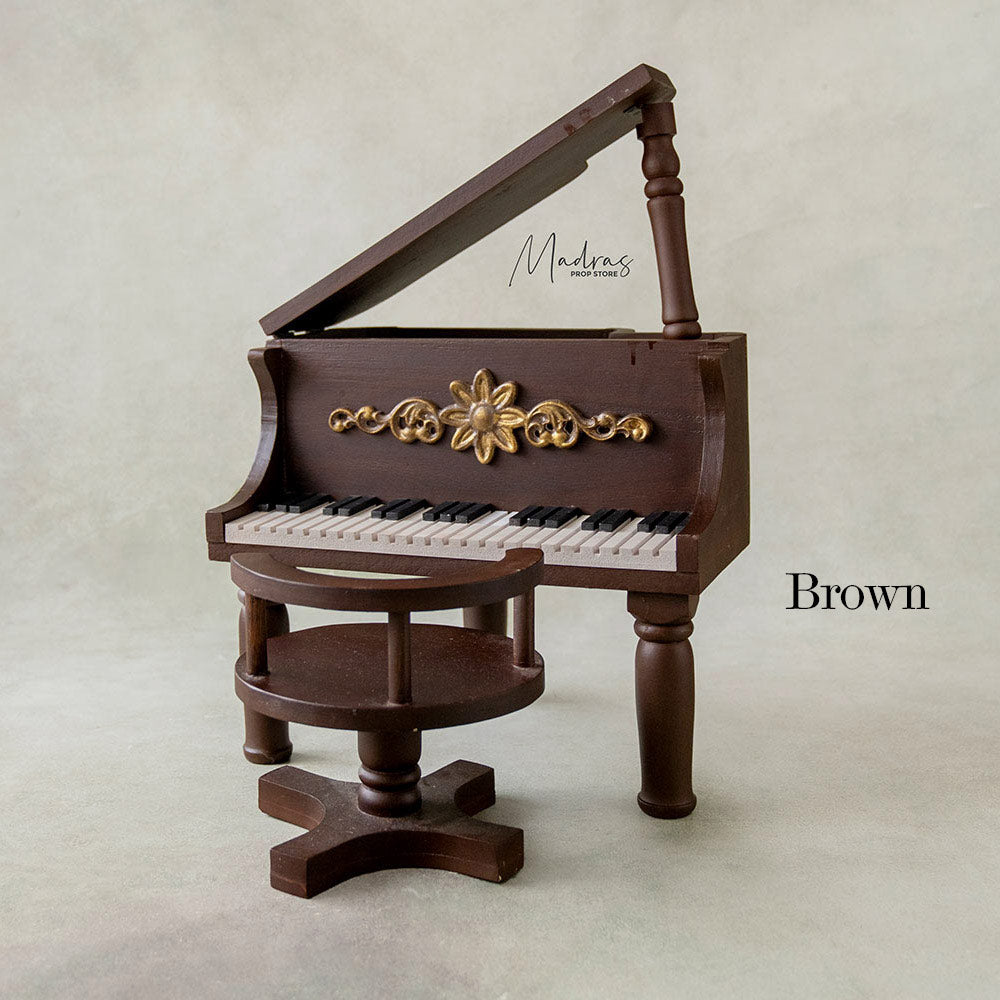 Grand Piano With Chair ( Premium Finish ) : Baby Props