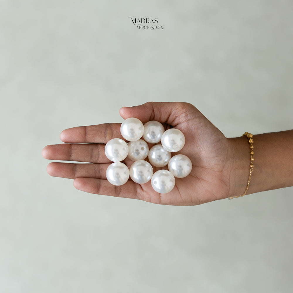 Decorative Pearl Balls ( Small ) 2cm Set Of 10 : Baby Props