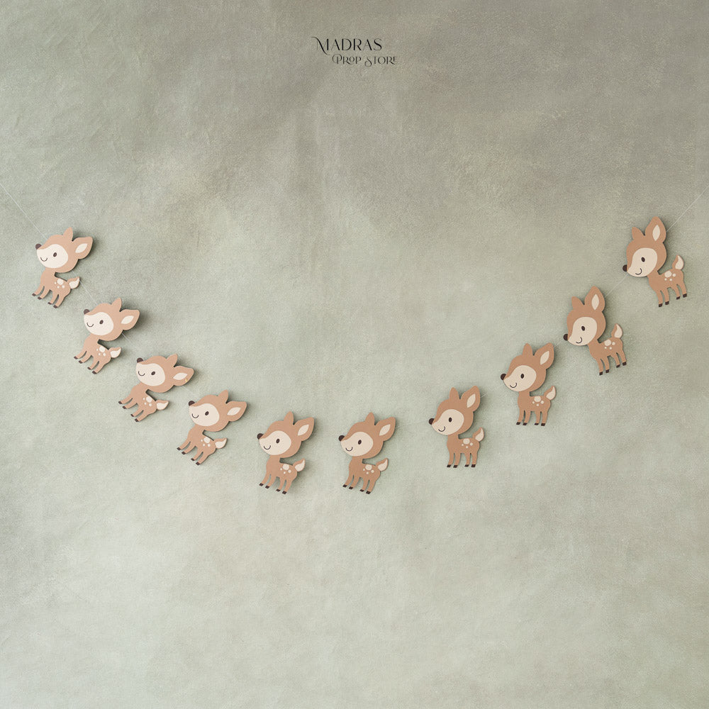 Deer Buntings : Baby Props