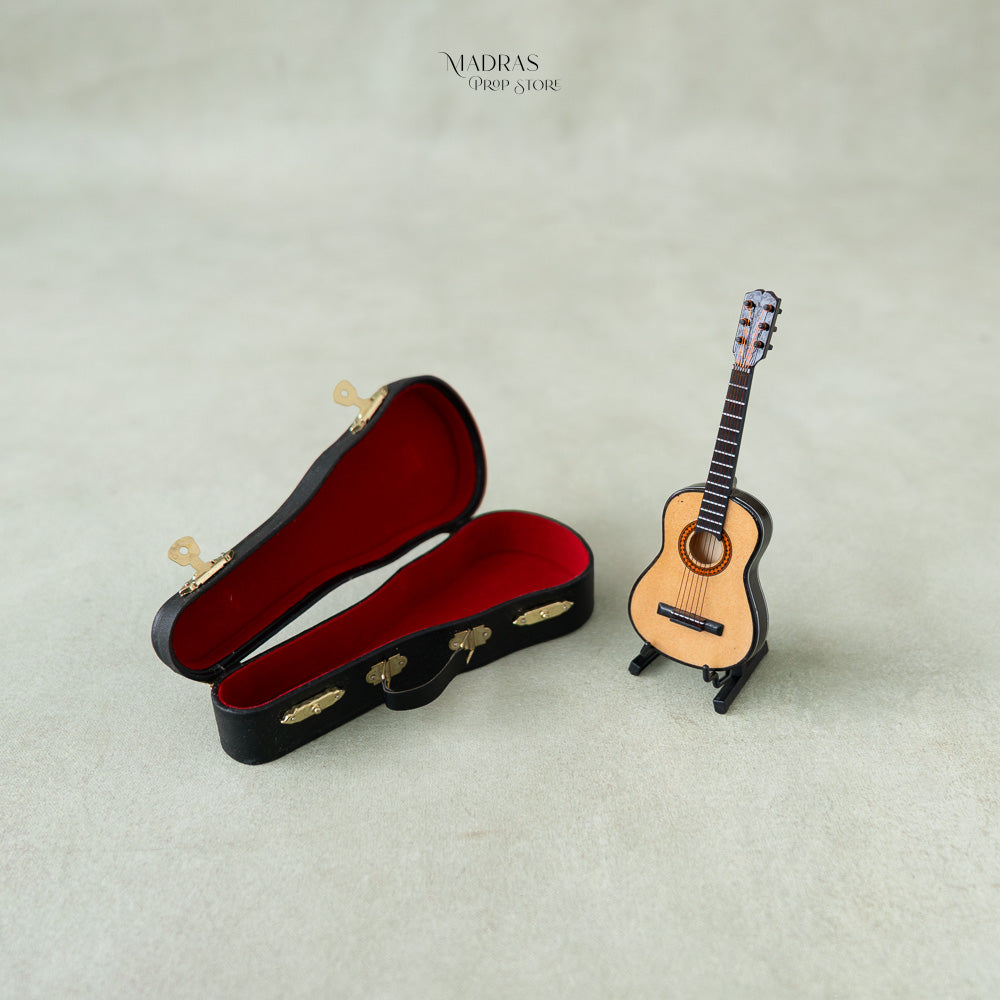 Guitar Small : Baby Props