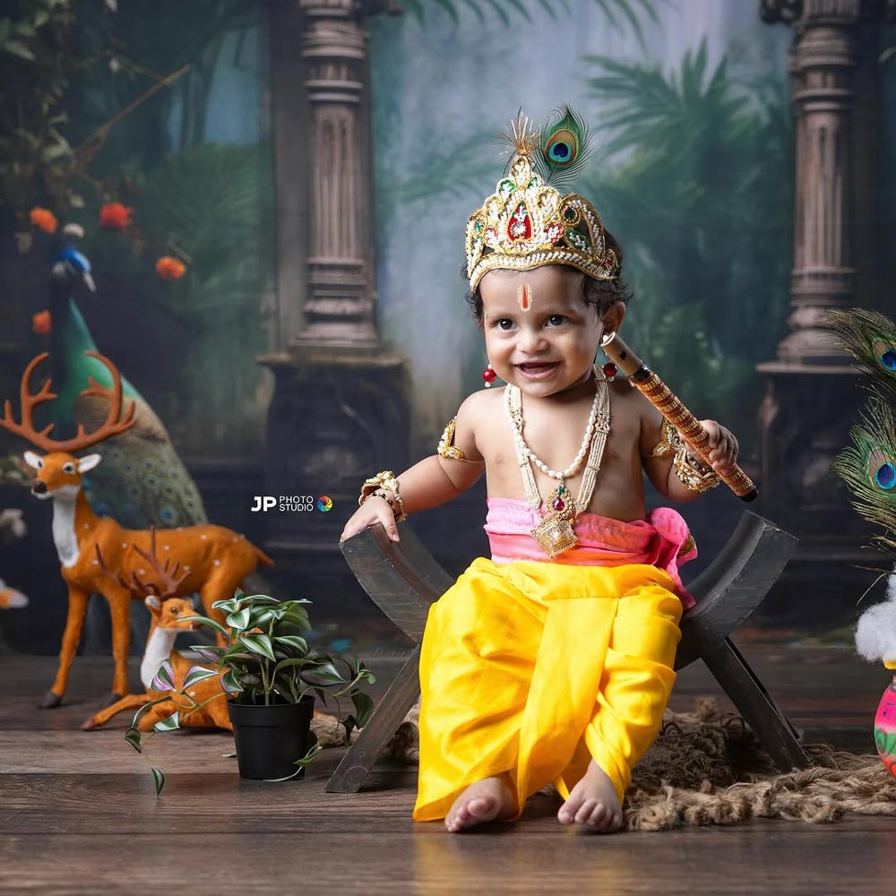 Half U Bench : Baby Props