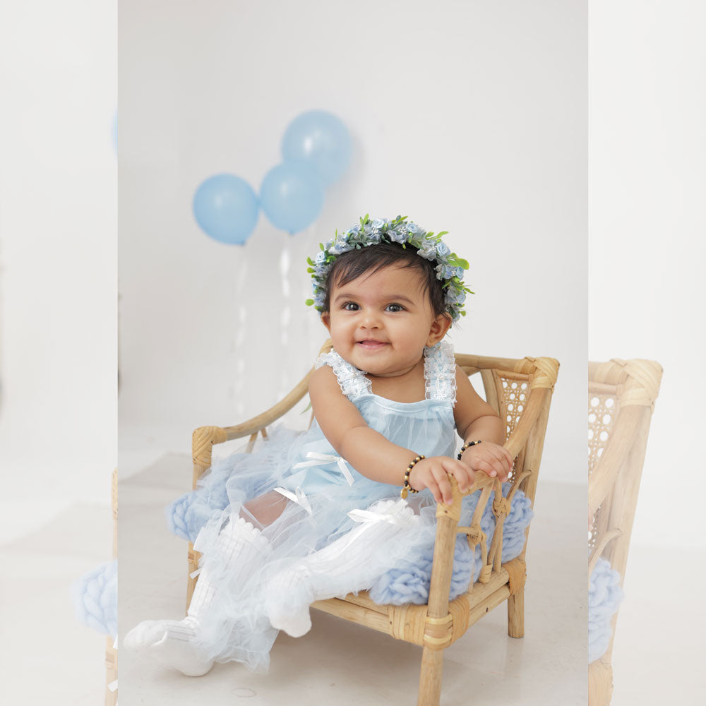 Hilltop Diwan : Baby Props