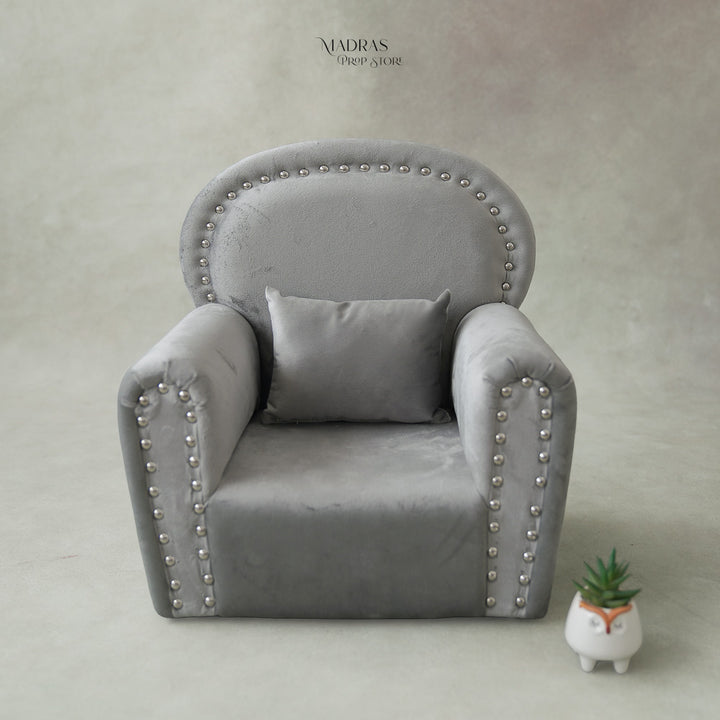 Imperial Sofa : Baby Props