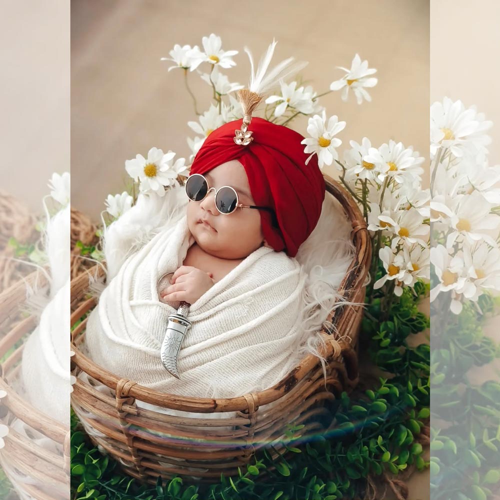 Infinity Basket , Paloma Wrap : Baby Props
