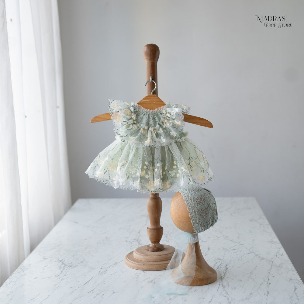 2pc Kumoto Green Gown With Cap| Newborn | KM141 : Baby Props