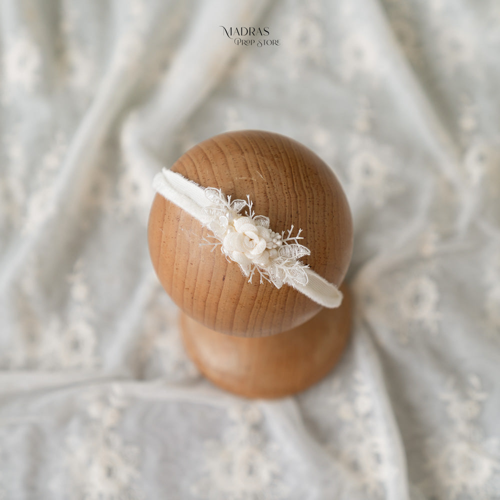 Lily Headband : Baby Props
