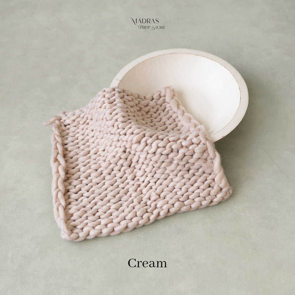 Lumpy Layer : Baby Props