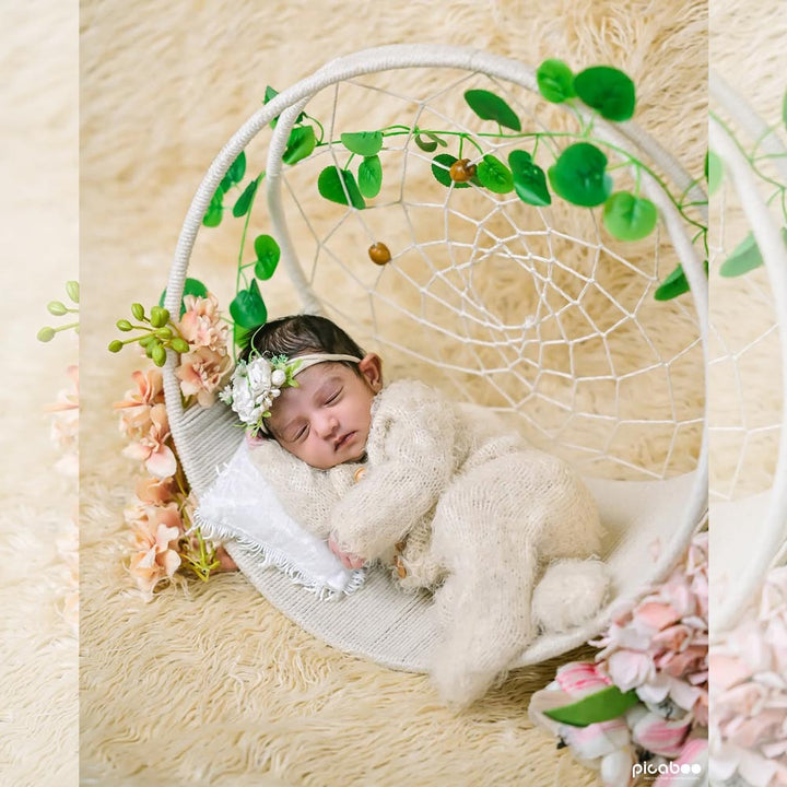 Macrame Dreamcatcher : Baby Props