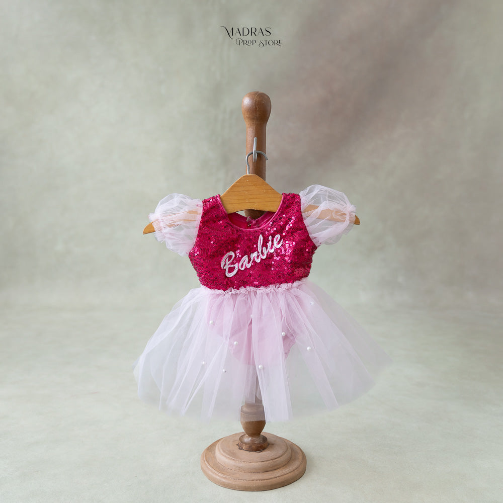 Newborn Barbie Outfit : Baby Props